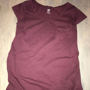 H&M Maternity Tshirt